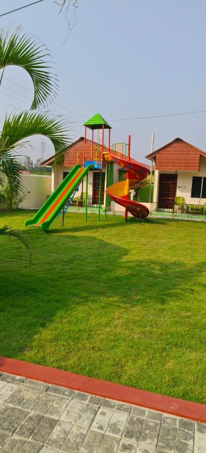 New Mouchak Hotel & Resorts Tajpur Exterior photo