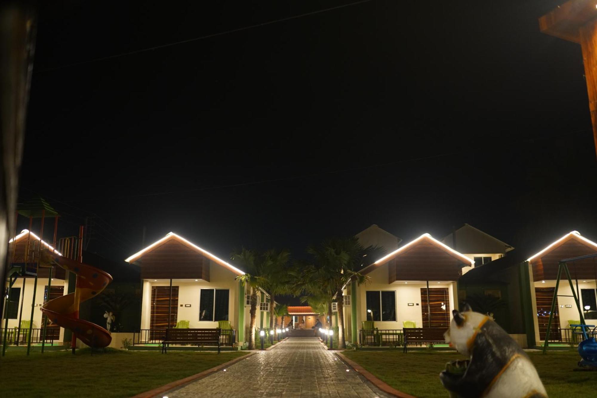 New Mouchak Hotel & Resorts Tajpur Exterior photo